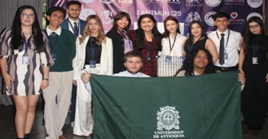 Foto de encuentro del semillero en Eafit