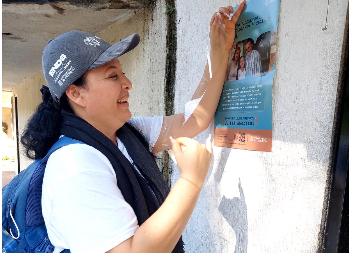 un grupo de encuentadores