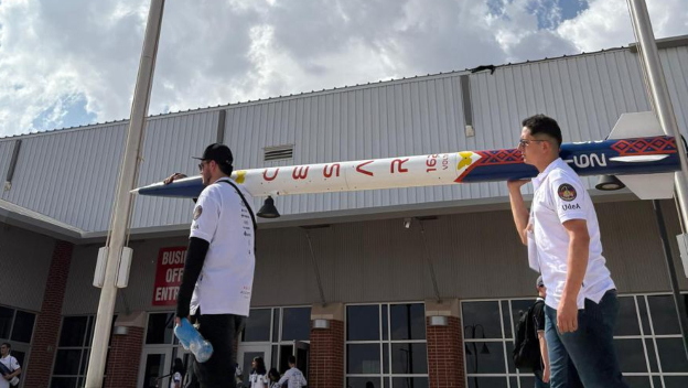 Hasta los 10 000 pies: un cohete UdeA compite en Texas