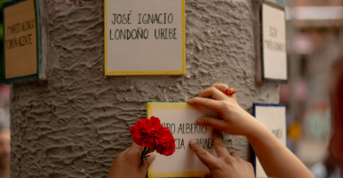 La Unidad Especial de Paz de la UdeA entregó un lugar de memoria en homenaje a las víctimas de violencia política