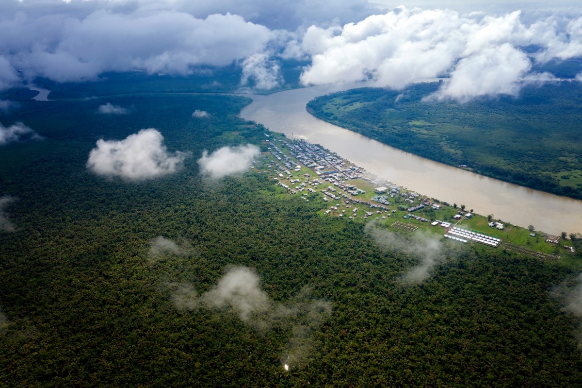 Aerial shot of the Atrato river
