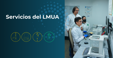 fotografía de una mano manejando un calibrador de laboratorio